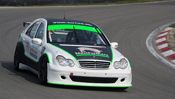 Vuik Racing online!